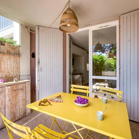 Cavalière -rez De Jardin Bord De , Atom Appartement